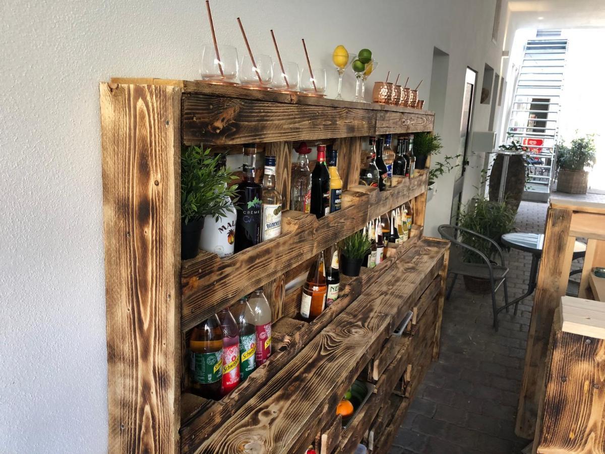 Hotel Restaurant Goldenes Ross Gollheim Esterno foto